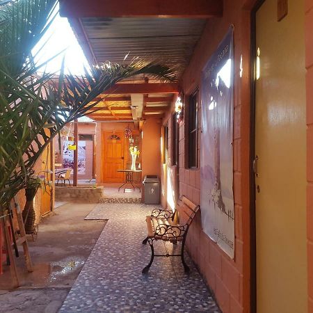 Hostal Tuyasto San Pedro de Atacama Bagian luar foto
